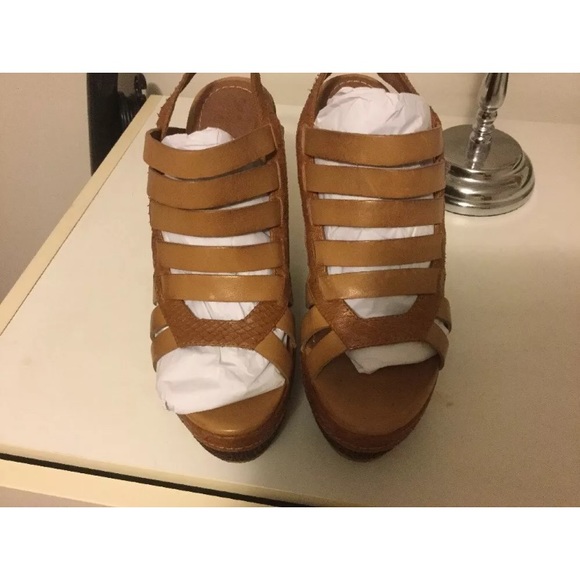 Elizabeth and James E-Silva platform sandals 7.5 - Picture 4 of 5